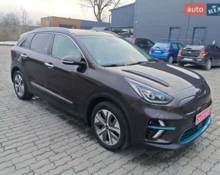 Коричневый Киа Niro, объемом двигателя 0 л и пробегом 118 тыс. км за 18200 $, фото 12 на Automoto.ua