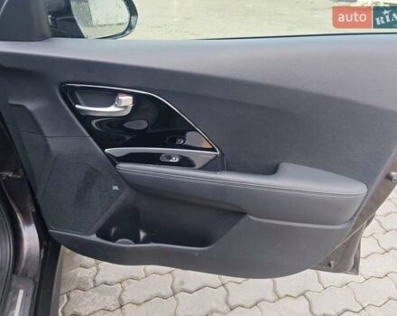 Коричневый Киа Niro, объемом двигателя 0 л и пробегом 118 тыс. км за 18200 $, фото 59 на Automoto.ua