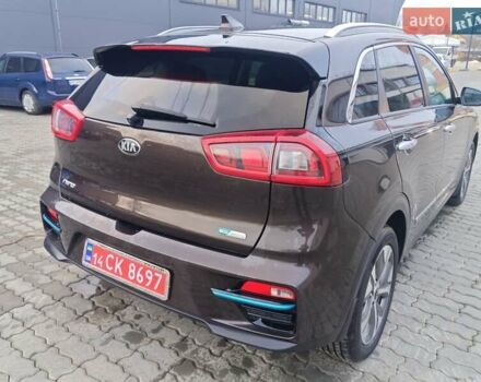Коричневый Киа Niro, объемом двигателя 0 л и пробегом 118 тыс. км за 18200 $, фото 9 на Automoto.ua