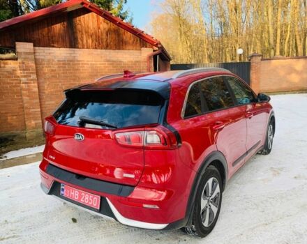 Красный Киа Niro, объемом двигателя 1.6 л и пробегом 168 тыс. км за 13900 $, фото 17 на Automoto.ua
