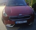 Красный Киа Niro, объемом двигателя 1.6 л и пробегом 112 тыс. км за 16051 $, фото 1 на Automoto.ua