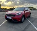 Красный Киа Niro, объемом двигателя 1.6 л и пробегом 132 тыс. км за 15300 $, фото 1 на Automoto.ua