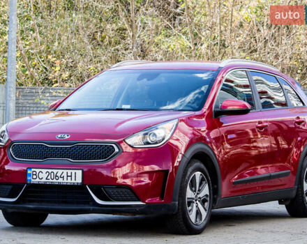 Красный Киа Niro, объемом двигателя 1.58 л и пробегом 56 тыс. км за 14500 $, фото 4 на Automoto.ua