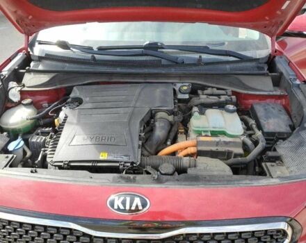 Красный Киа Niro, объемом двигателя 1.6 л и пробегом 75 тыс. км за 3800 $, фото 8 на Automoto.ua