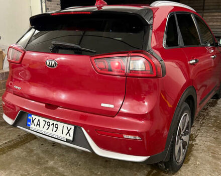Червоний Кіа Niro, об'ємом двигуна 1.58 л та пробігом 417 тис. км за 15000 $, фото 10 на Automoto.ua