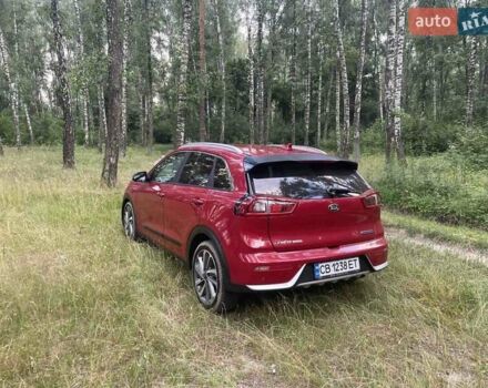 Червоний Кіа Niro, об'ємом двигуна 1.58 л та пробігом 94 тис. км за 17400 $, фото 8 на Automoto.ua