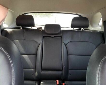 Красный Киа Niro, объемом двигателя 1.6 л и пробегом 75 тыс. км за 3800 $, фото 7 на Automoto.ua