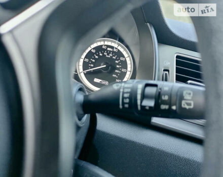 Червоний Кіа Niro, об'ємом двигуна 1.6 л та пробігом 100 тис. км за 16999 $, фото 35 на Automoto.ua