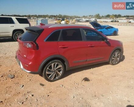 Красный Киа Niro, объемом двигателя 1.58 л и пробегом 166 тыс. км за 2850 $, фото 2 на Automoto.ua