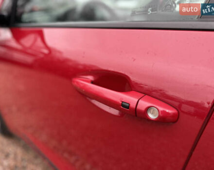 Красный Киа Niro, объемом двигателя 1.58 л и пробегом 190 тыс. км за 13000 $, фото 6 на Automoto.ua