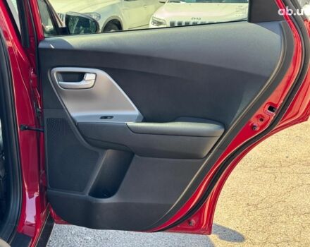 Красный Киа Niro, объемом двигателя 1.6 л и пробегом 82 тыс. км за 17290 $, фото 24 на Automoto.ua