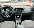 Червоний Кіа Niro, об'ємом двигуна 1.58 л та пробігом 168 тис. км за 14900 $, фото 9 на Automoto.ua