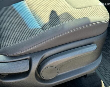 Красный Киа Niro, объемом двигателя 1.6 л и пробегом 82 тыс. км за 17290 $, фото 28 на Automoto.ua