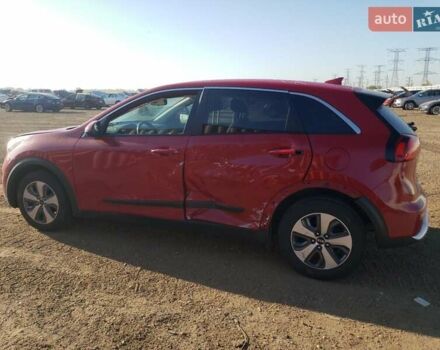 Кіа Niro 2017 у Львові на Automoto.ua Червоний Кіа Niro, об'ємом двигуна 1.58 л та пробігом 137 тис. км за 3000 $, фото 1 на Automoto.ua