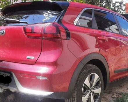 Красный Киа Niro, объемом двигателя 1.58 л и пробегом 68 тыс. км за 14999 $, фото 7 на Automoto.ua