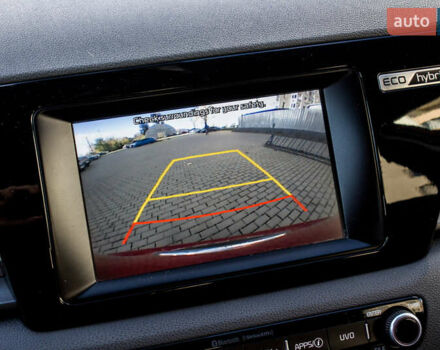 Красный Киа Niro, объемом двигателя 1.58 л и пробегом 56 тыс. км за 14500 $, фото 44 на Automoto.ua