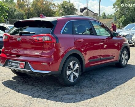 Красный Киа Niro, объемом двигателя 1.6 л и пробегом 82 тыс. км за 17290 $, фото 4 на Automoto.ua