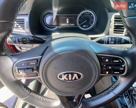 Красный Киа Niro, объемом двигателя 1.58 л и пробегом 68 тыс. км за 16999 $, фото 37 на Automoto.ua