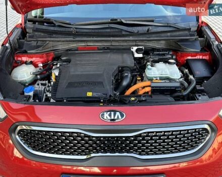 Красный Киа Niro, объемом двигателя 1.59 л и пробегом 115 тыс. км за 16900 $, фото 37 на Automoto.ua