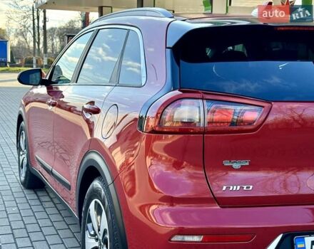 Красный Киа Niro, объемом двигателя 1.59 л и пробегом 115 тыс. км за 16900 $, фото 8 на Automoto.ua