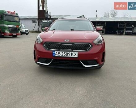 Червоний Кіа Niro, об'ємом двигуна 1.58 л та пробігом 168 тис. км за 14900 $, фото 1 на Automoto.ua