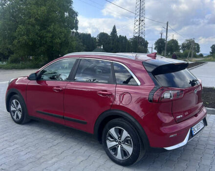 Червоний Кіа Niro, об'ємом двигуна 1.58 л та пробігом 88 тис. км за 14500 $, фото 2 на Automoto.ua