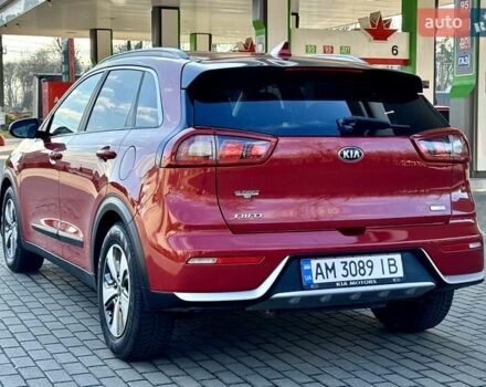 Красный Киа Niro, объемом двигателя 1.59 л и пробегом 115 тыс. км за 16900 $, фото 5 на Automoto.ua