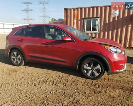 Кіа Niro 2017 у Львові на Automoto.ua Червоний Кіа Niro, об'ємом двигуна 1.58 л та пробігом 137 тис. км за 3000 $, фото 3 на Automoto.ua