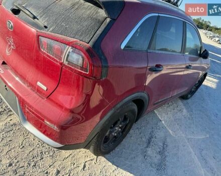 Красный Киа Niro, объемом двигателя 1.58 л и пробегом 76 тыс. км за 11700 $, фото 10 на Automoto.ua