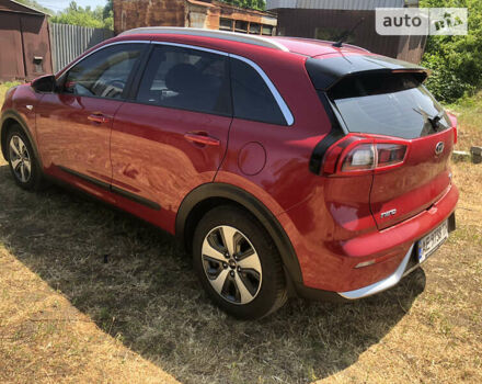 Червоний Кіа Niro, об'ємом двигуна 1.6 л та пробігом 80 тис. км за 19500 $, фото 9 на Automoto.ua