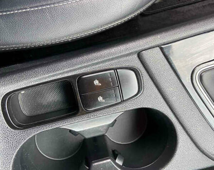 Красный Киа Niro, объемом двигателя 1.58 л и пробегом 119 тыс. км за 16200 $, фото 25 на Automoto.ua