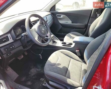 Красный Киа Niro, объемом двигателя 1.58 л и пробегом 76 тыс. км за 11700 $, фото 64 на Automoto.ua