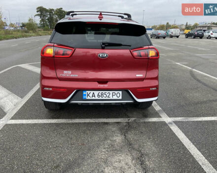 Красный Киа Niro, объемом двигателя 1.58 л и пробегом 119 тыс. км за 16200 $, фото 28 на Automoto.ua