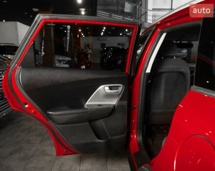 Красный Киа Niro, объемом двигателя 1.58 л и пробегом 163 тыс. км за 14900 $, фото 35 на Automoto.ua