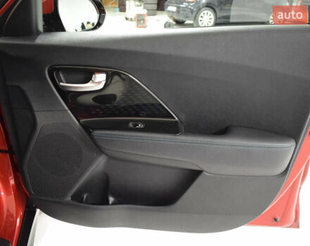 Красный Киа Niro, объемом двигателя 0 л и пробегом 83 тыс. км за 13300 $, фото 7 на Automoto.ua