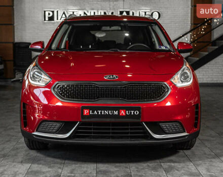 Красный Киа Niro, объемом двигателя 1.58 л и пробегом 163 тыс. км за 14900 $, фото 1 на Automoto.ua