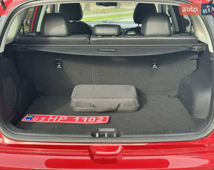 Красный Киа Niro, объемом двигателя 0 л и пробегом 135 тыс. км за 17299 $, фото 47 на Automoto.ua