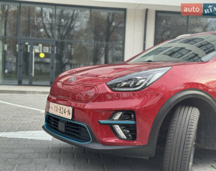Красный Киа Niro, объемом двигателя 0 л и пробегом 135 тыс. км за 17299 $, фото 11 на Automoto.ua
