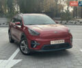 Красный Киа Niro, объемом двигателя 0 л и пробегом 135 тыс. км за 17299 $, фото 1 на Automoto.ua