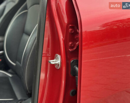 Красный Киа Niro, объемом двигателя 0 л и пробегом 135 тыс. км за 17299 $, фото 49 на Automoto.ua