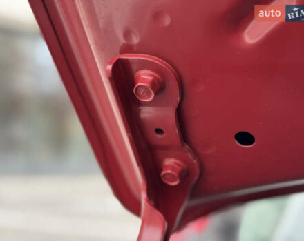 Красный Киа Niro, объемом двигателя 0 л и пробегом 135 тыс. км за 17299 $, фото 65 на Automoto.ua