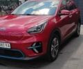 Червоний Кіа Niro, об'ємом двигуна 0 л та пробігом 169 тис. км за 17300 $, фото 4 на Automoto.ua