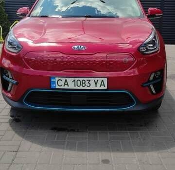 Червоний Кіа Niro, об'ємом двигуна 0 л та пробігом 169 тис. км за 17300 $, фото 3 на Automoto.ua