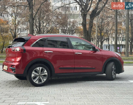 Красный Киа Niro, объемом двигателя 0 л и пробегом 135 тыс. км за 17299 $, фото 15 на Automoto.ua