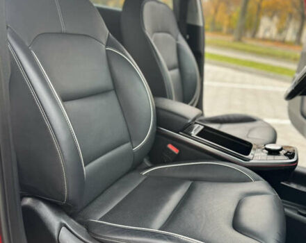 Красный Киа Niro, объемом двигателя 0 л и пробегом 135 тыс. км за 17299 $, фото 36 на Automoto.ua