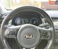 Красный Киа Niro, объемом двигателя 0 л и пробегом 138 тыс. км за 18800 $, фото 13 на Automoto.ua