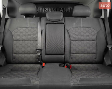 Красный Киа Niro, объемом двигателя 1.58 л и пробегом 163 тыс. км за 14900 $, фото 38 на Automoto.ua