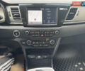 Красный Киа Niro, объемом двигателя 0 л и пробегом 135 тыс. км за 17299 $, фото 63 на Automoto.ua