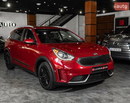 Красный Киа Niro, объемом двигателя 1.58 л и пробегом 163 тыс. км за 14900 $, фото 4 на Automoto.ua