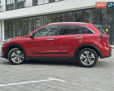 Красный Киа Niro, объемом двигателя 0 л и пробегом 135 тыс. км за 17299 $, фото 20 на Automoto.ua